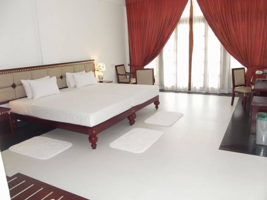 rooms-standard-room