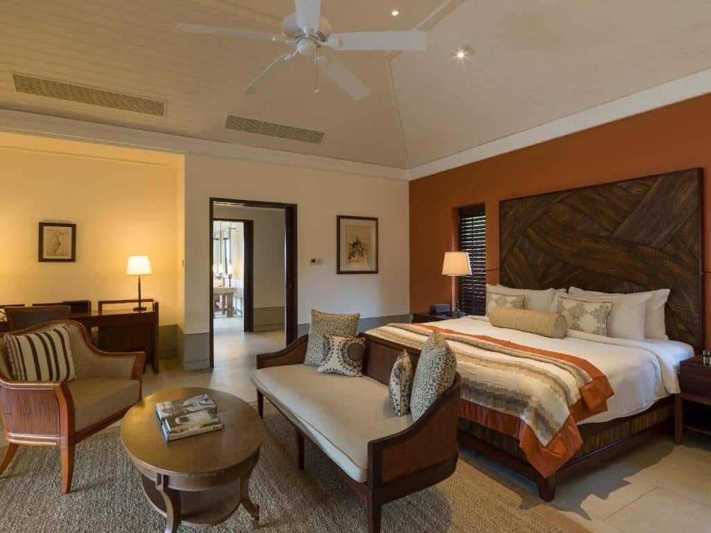 rooms-master-suite