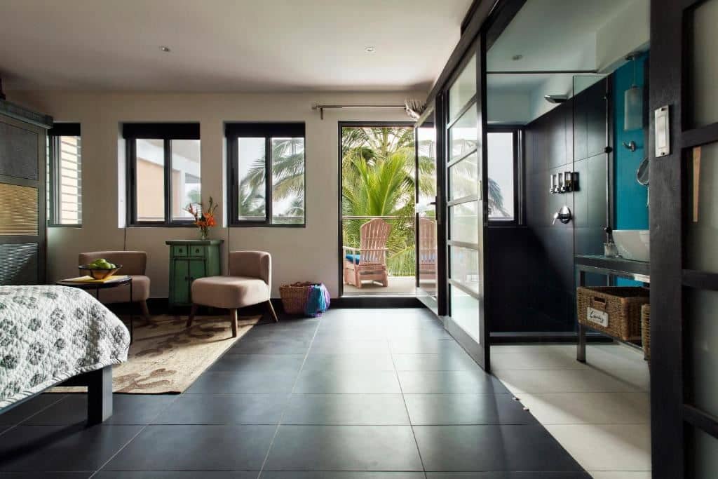 rooms-suite-little-treats