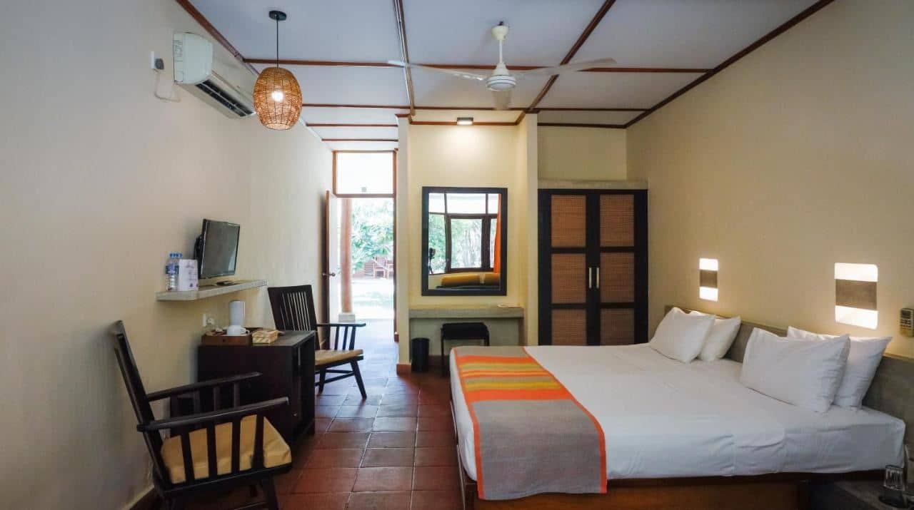 rooms-standard-room