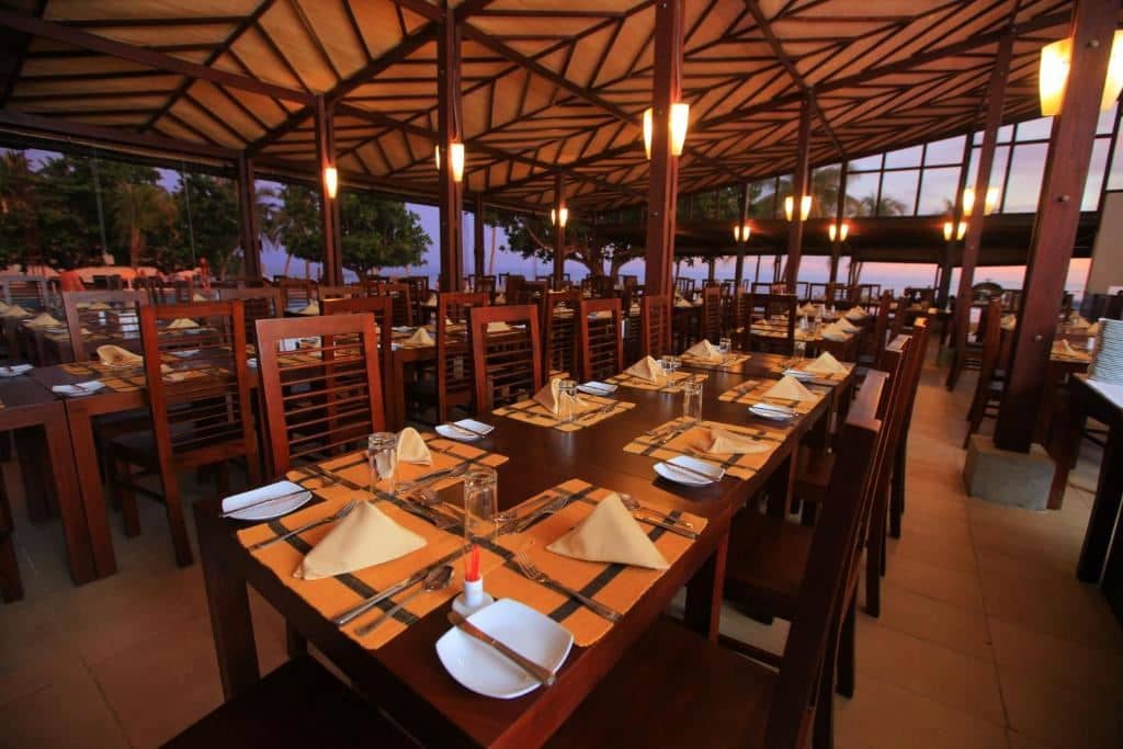 restaurants-restaurants