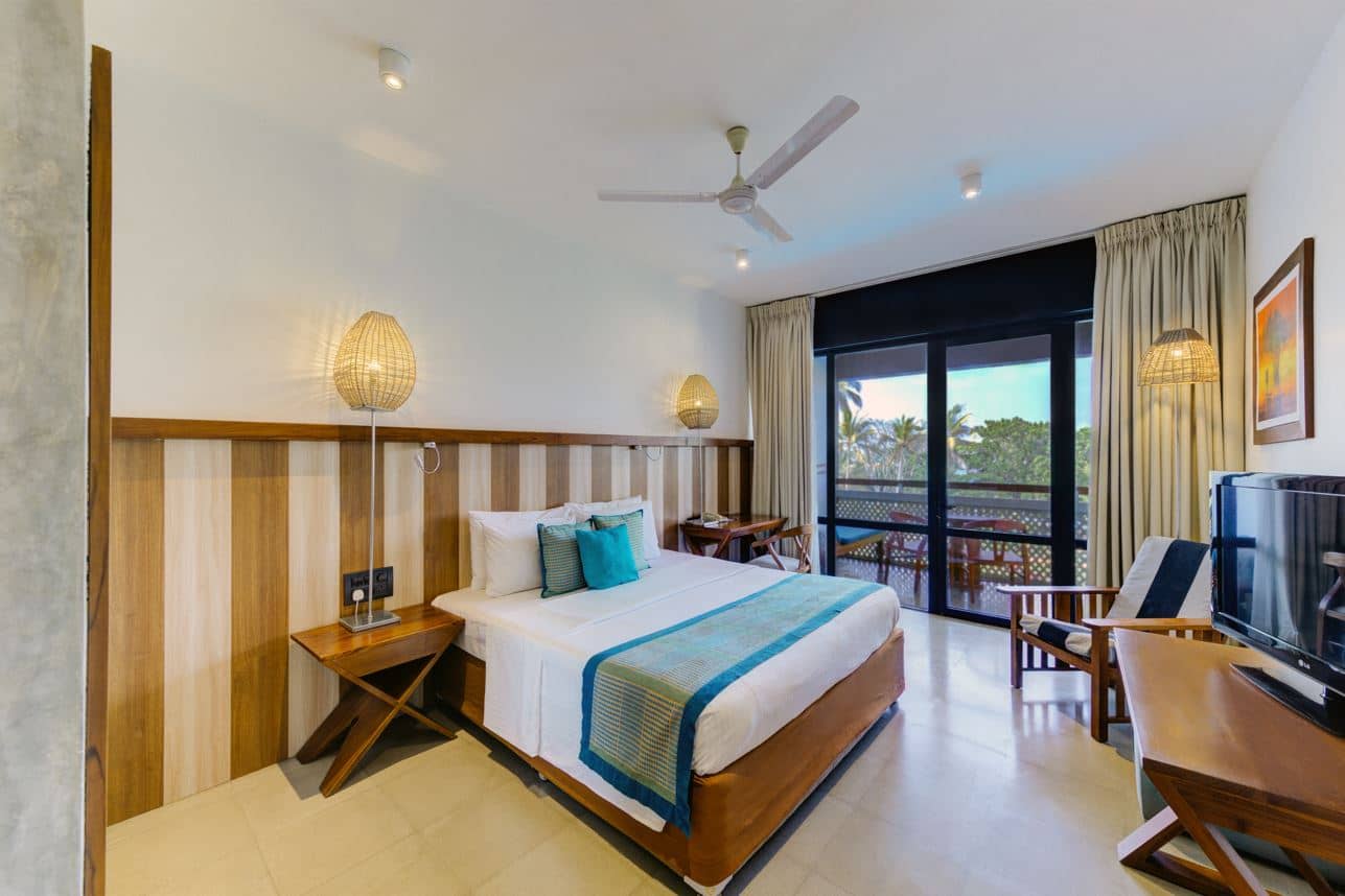 rooms-superior-room