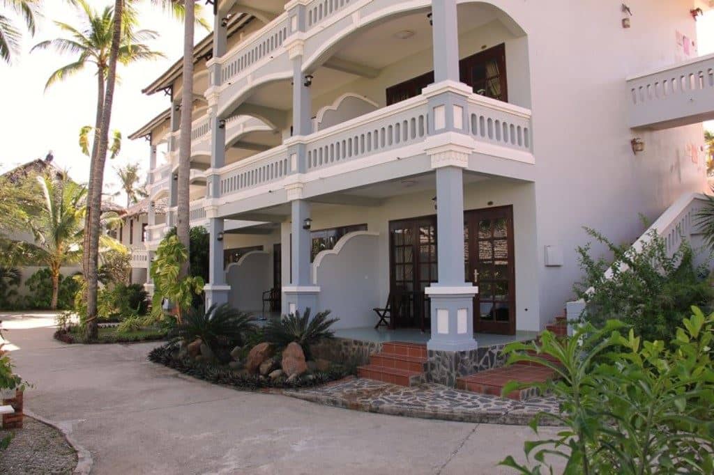 rooms-deluxe-room