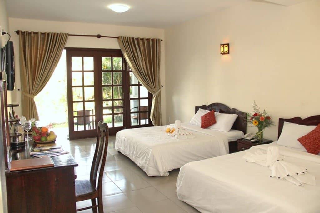 rooms-deluxe-room