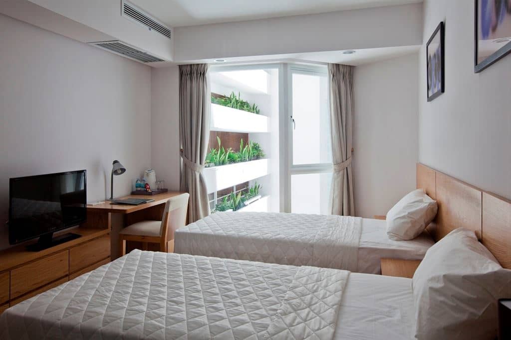 rooms-superior-room