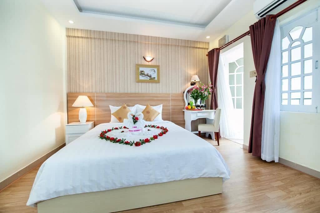 rooms-deluxe-room-sea-view