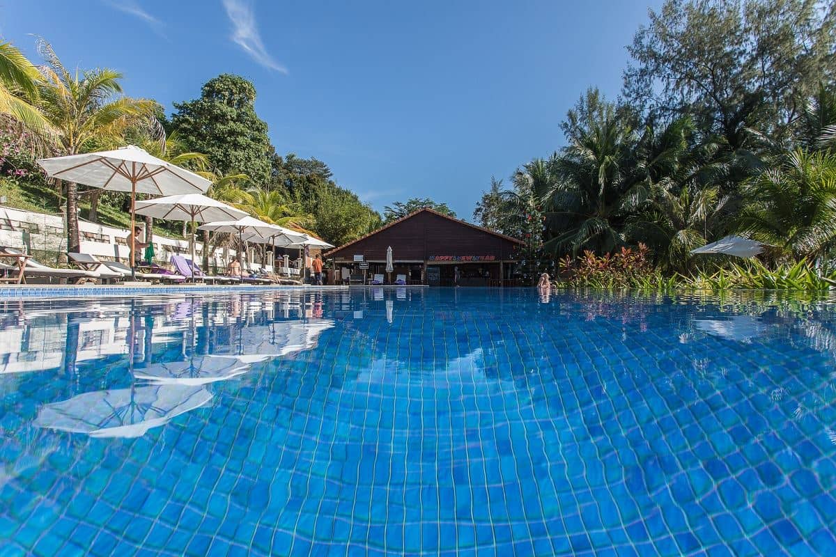 pools-outdoor-pool