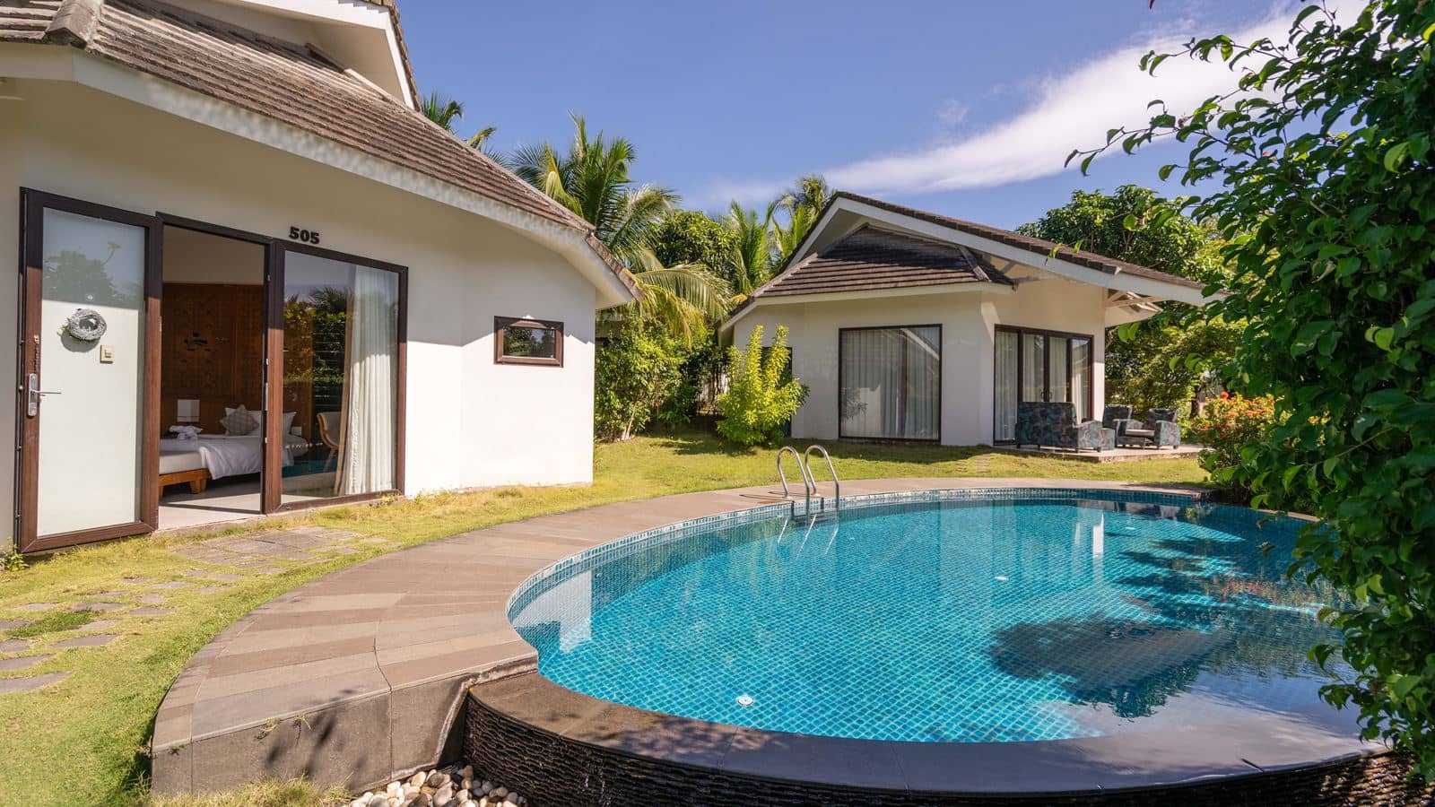rooms-luxury-villa-poolside-with-terrace-child-without-extra-bed