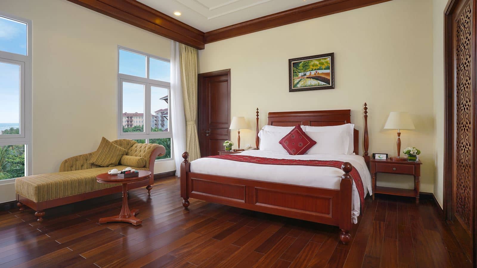 rooms-deluxe-room