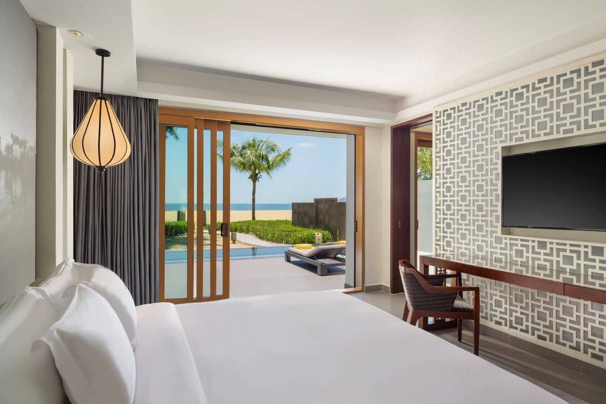 rooms-beachfront-1bedroom-pool-suite