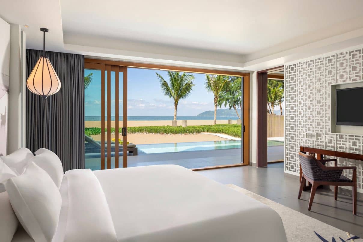 rooms-beachfront-2bedroom-pool-suite