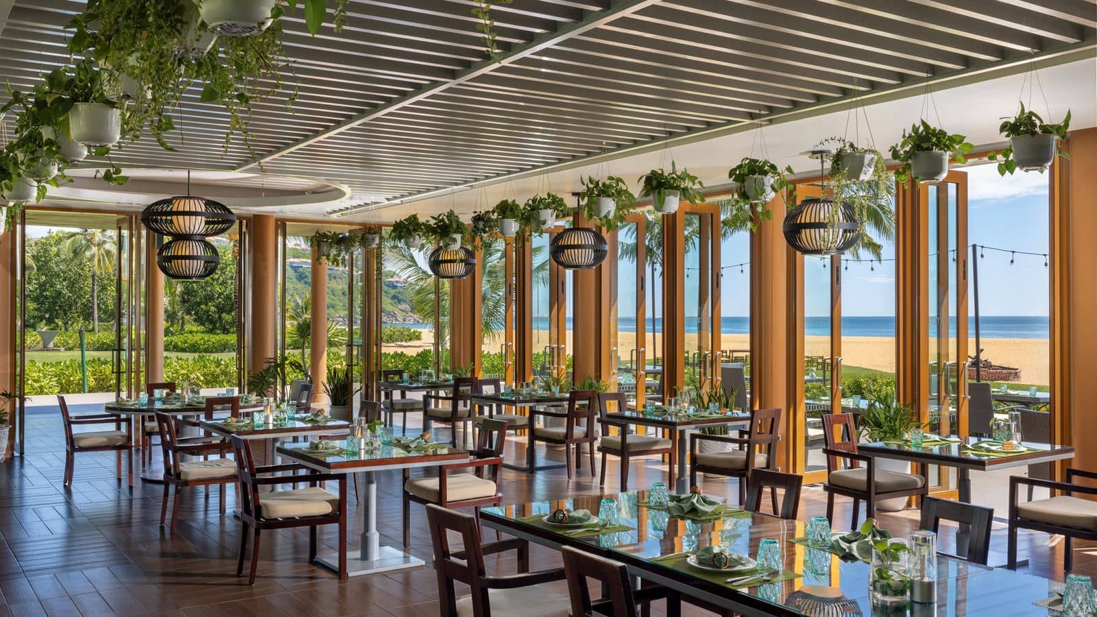 restaurants-moomba