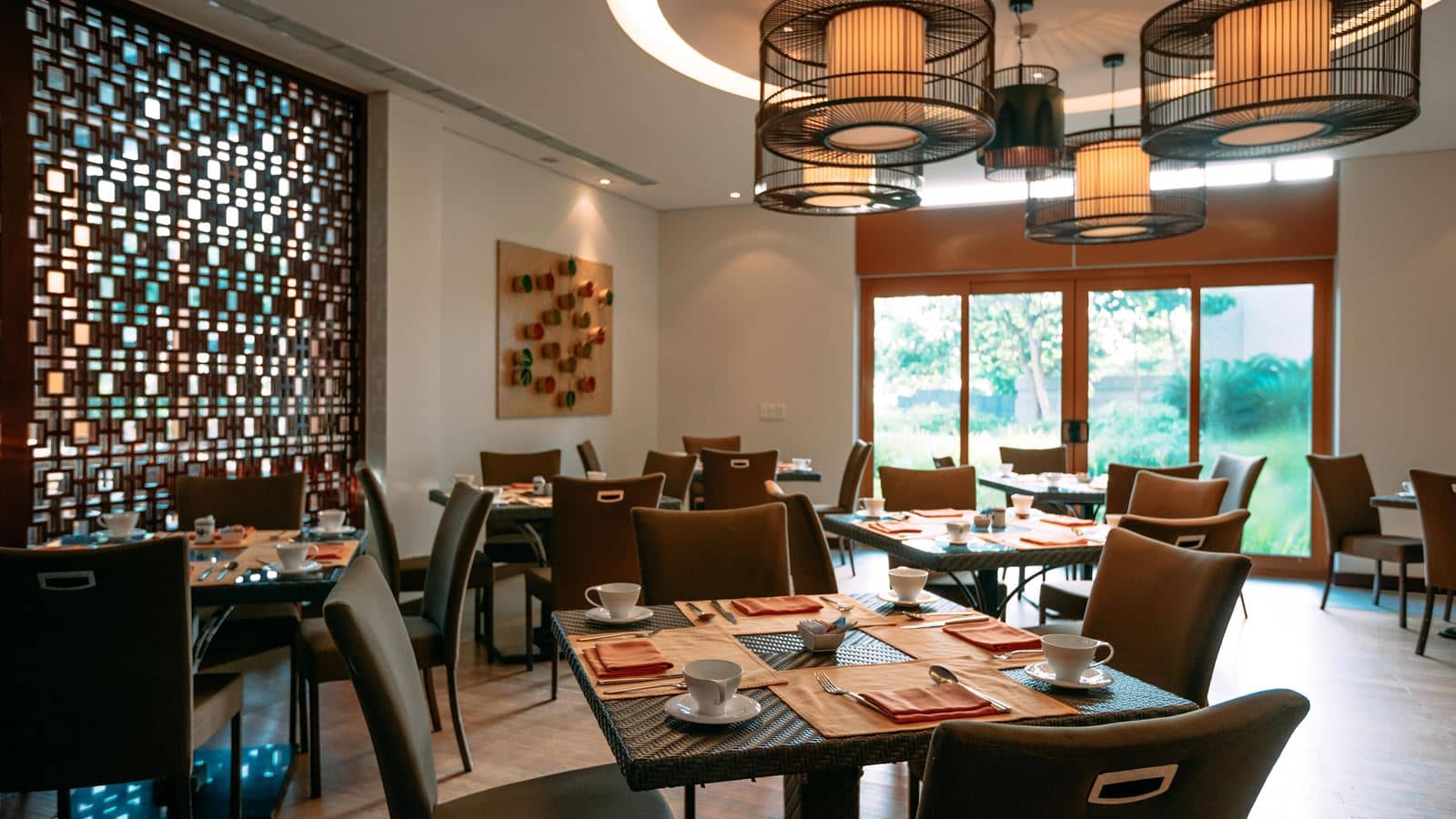 restaurants-