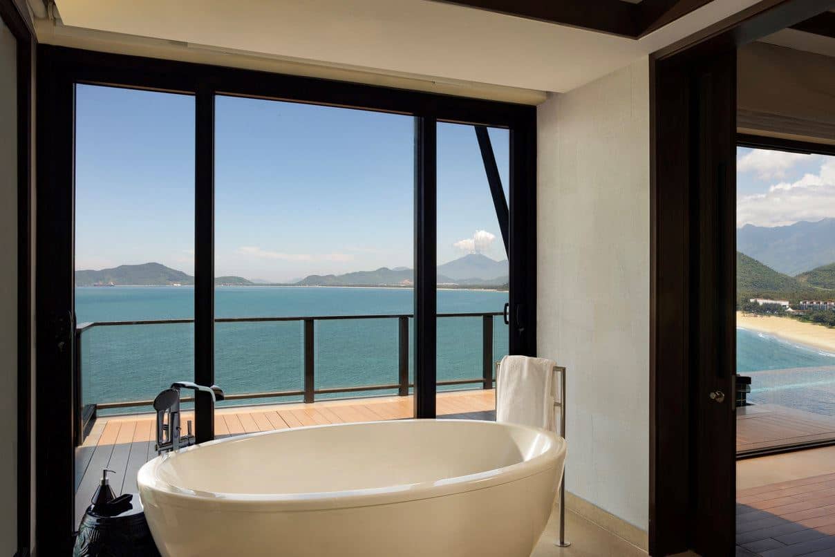 rooms-3bedroom-ocean-view-pool-villa
