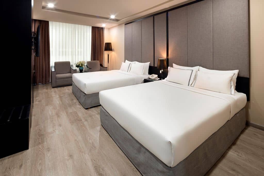 rooms-family-room