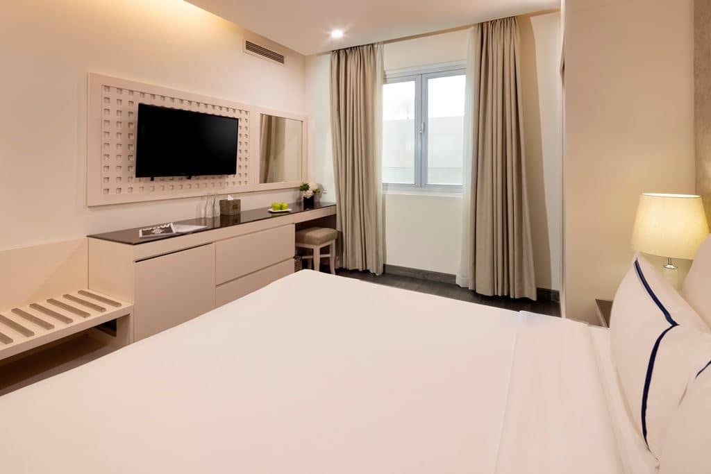 rooms-senior-deluxe-sakura