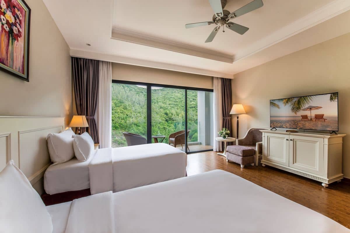 rooms-deluxe-room