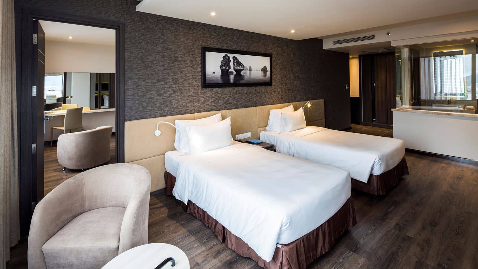 rooms-family-room