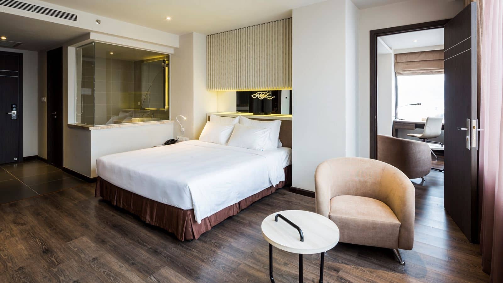 rooms-family-room