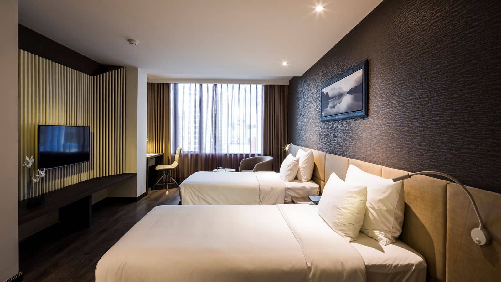 rooms-superior-room