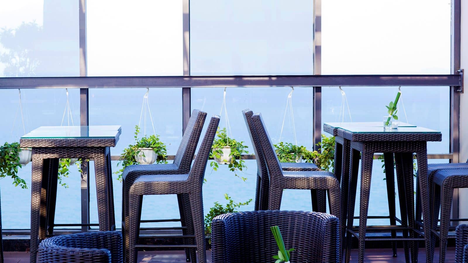restaurants-infinity-rooftop-bar
