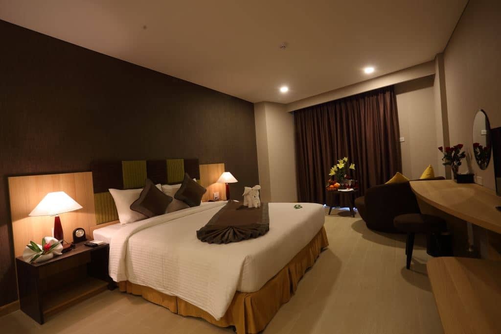 rooms-deluxe-room