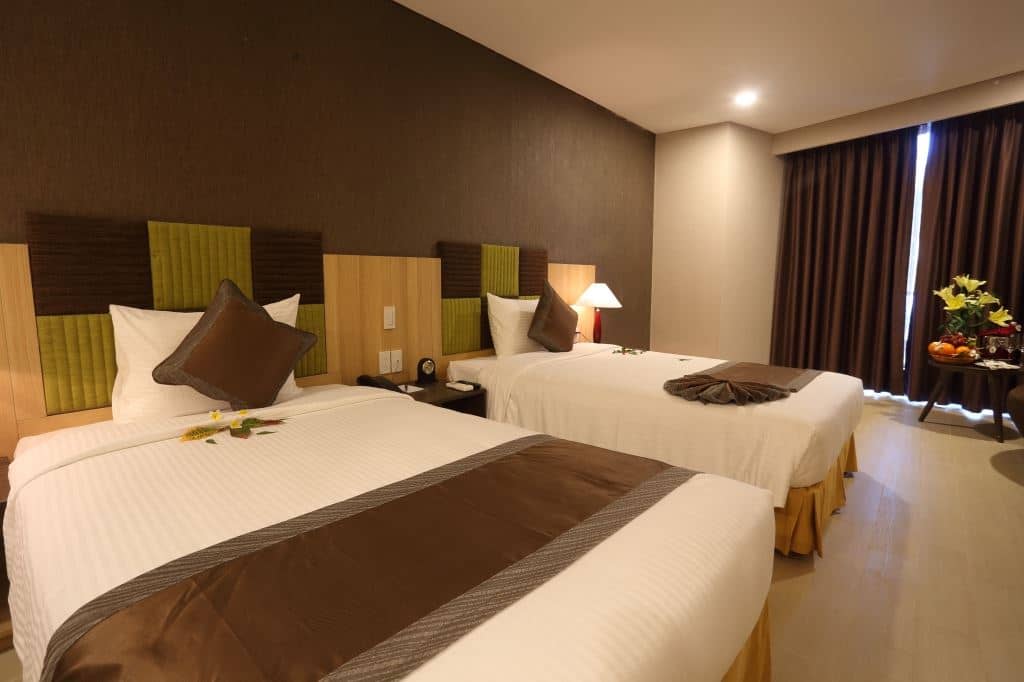 rooms-deluxe-room