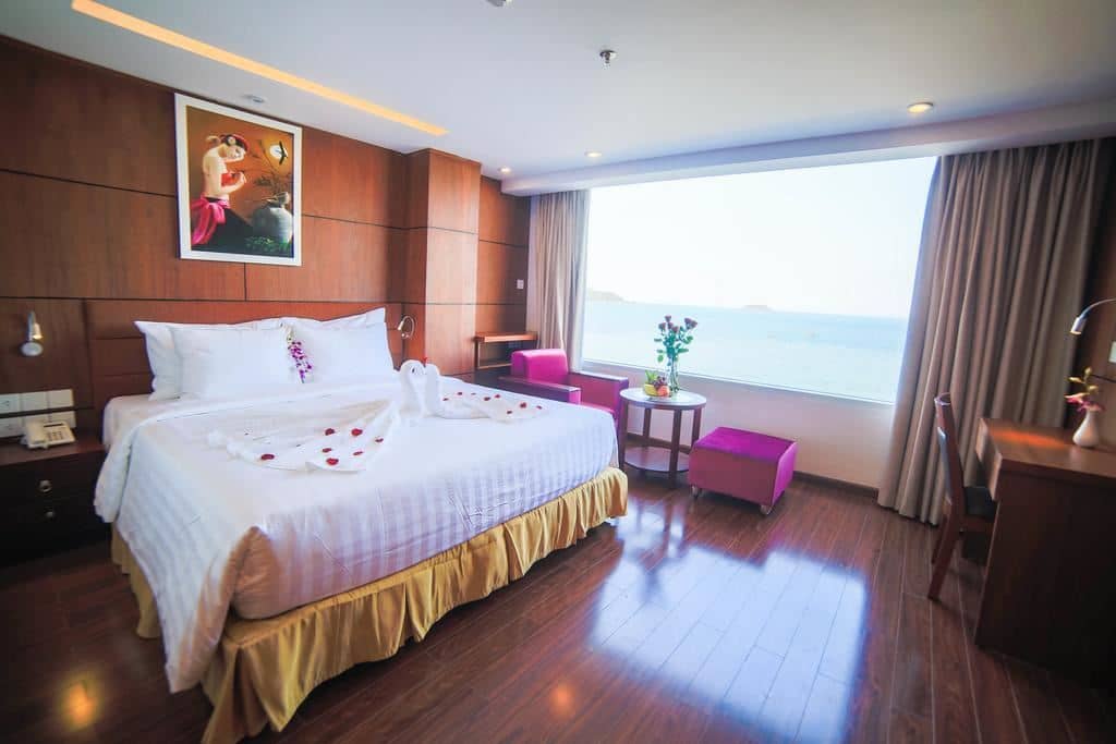 rooms-standard-room