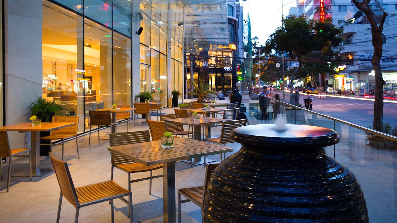 restaurants-bistro-restaurant