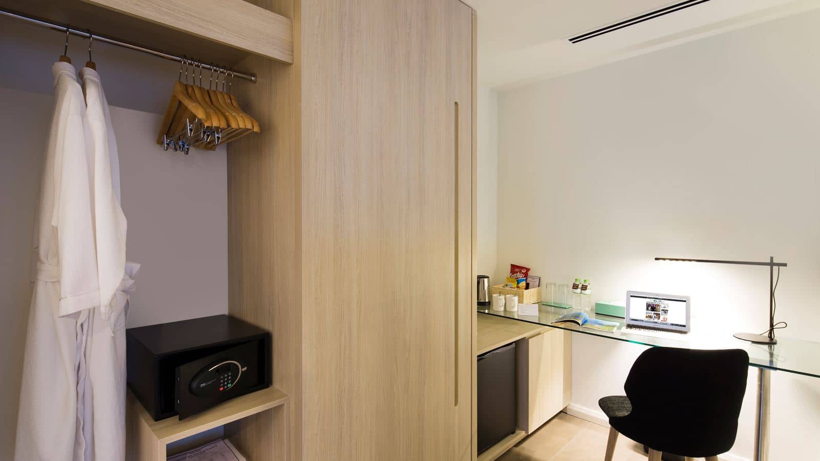 rooms-signature-room