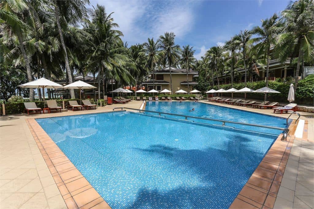 pools-main-building
