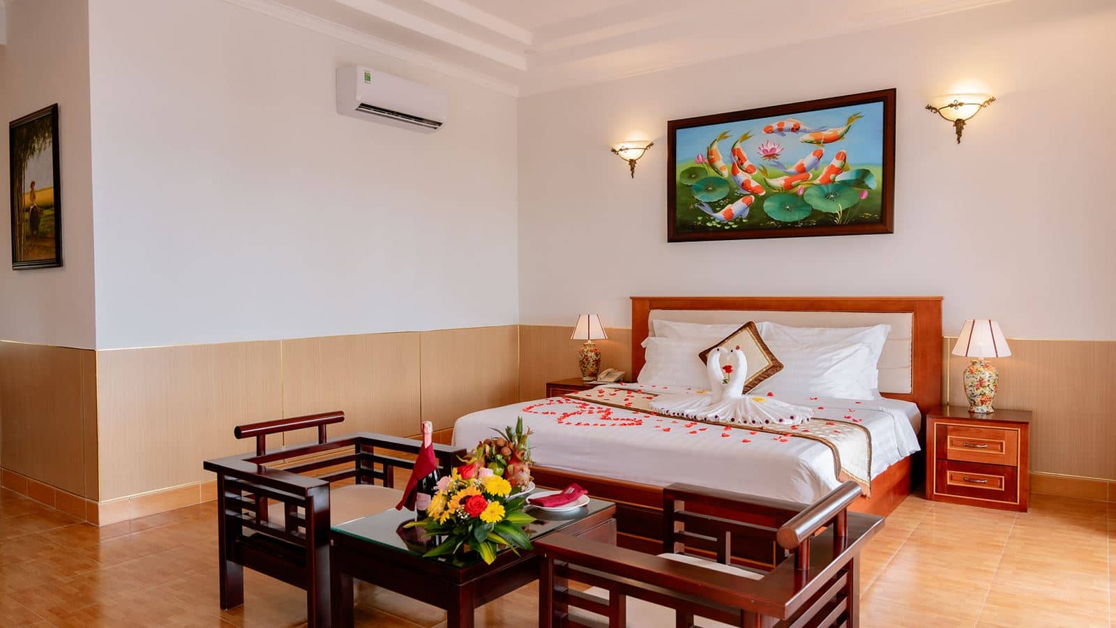 rooms-century-suite-child-without-extra-bed