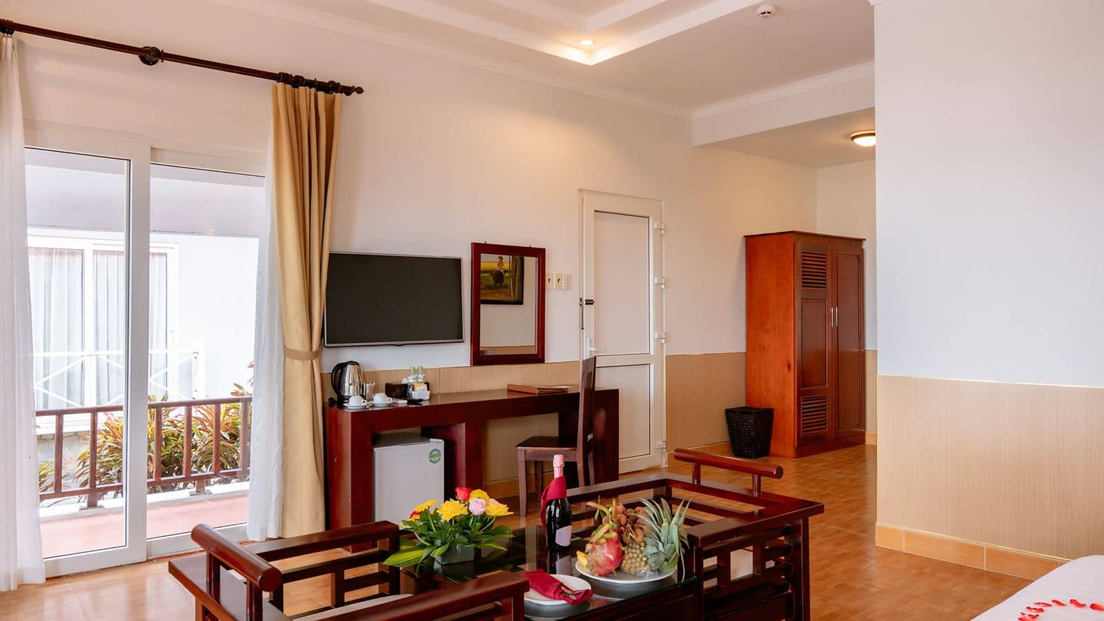 rooms-century-suite-child-without-extra-bed