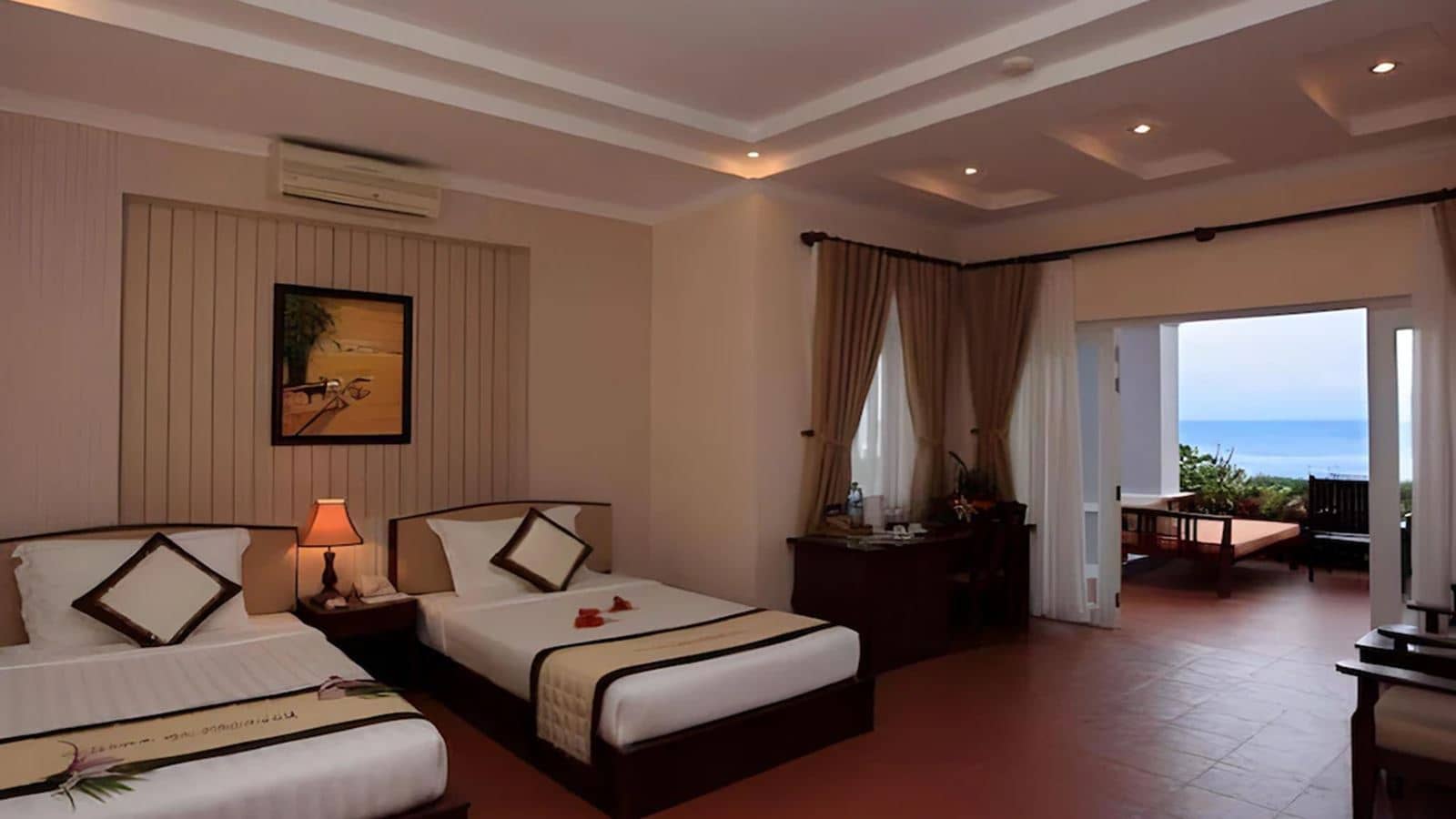 rooms-villa-beachfront-with-terrace-child-without-extra-bed