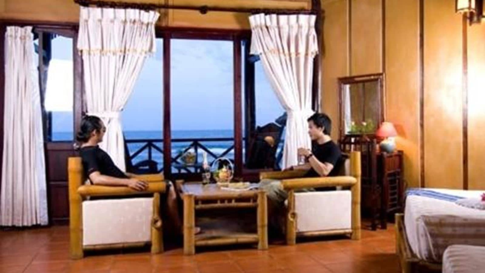 rooms-beach-front-bungalow-with-terrace-child-without-extra-bed