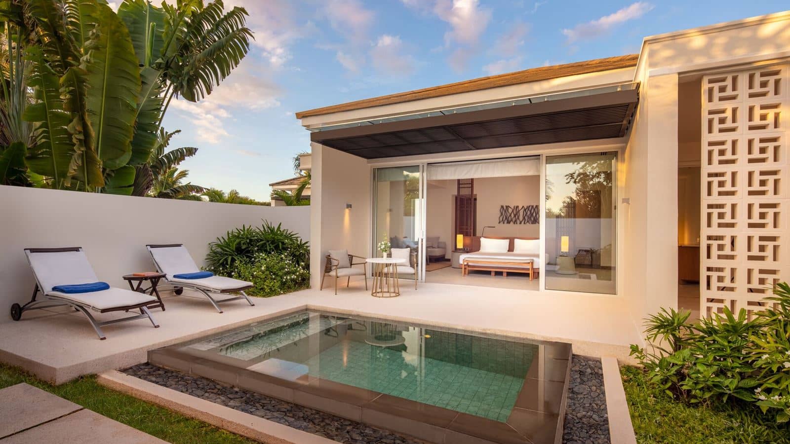 rooms-pool-villa