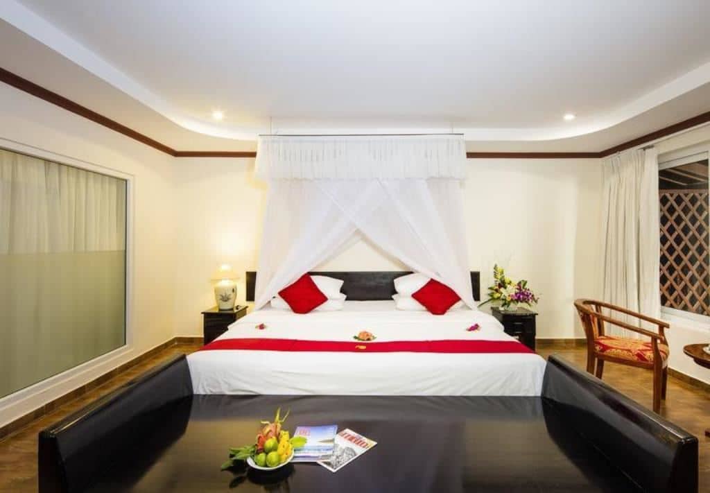 rooms-bungalow-hill-side