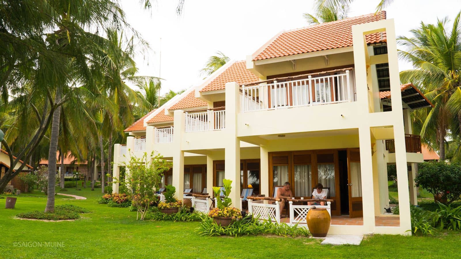 rooms-deluxe-sea-view-balcony-or-terrace