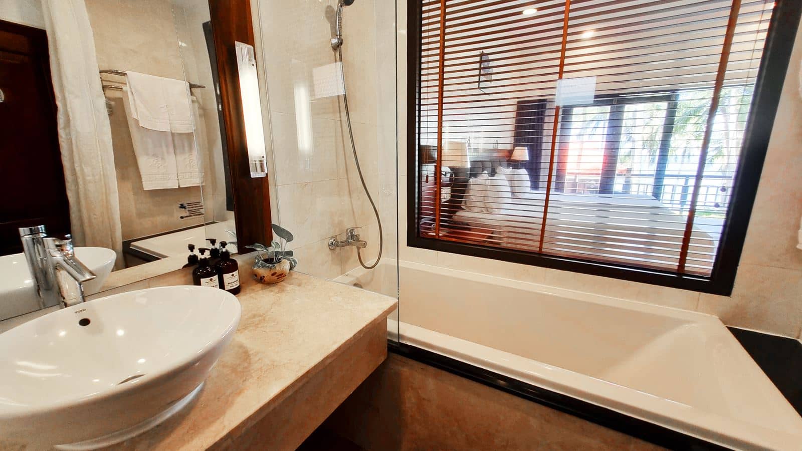rooms-star-cruise-child-without-extra-bed