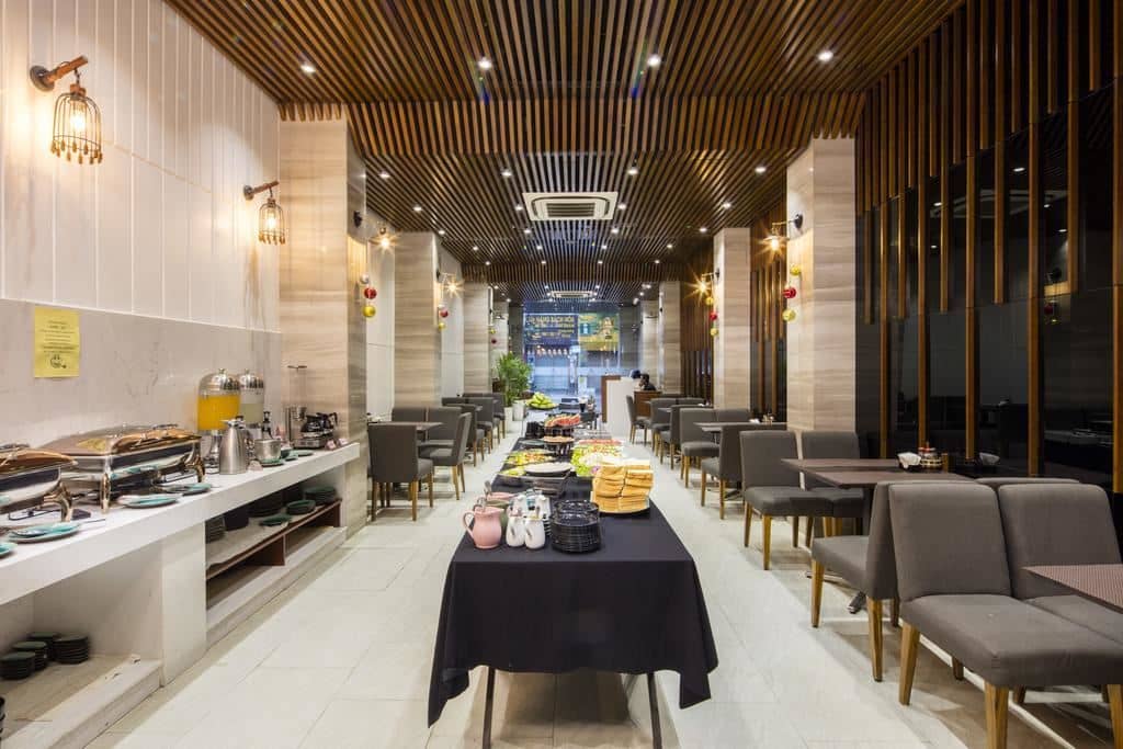 restaurants-maun-restaurant