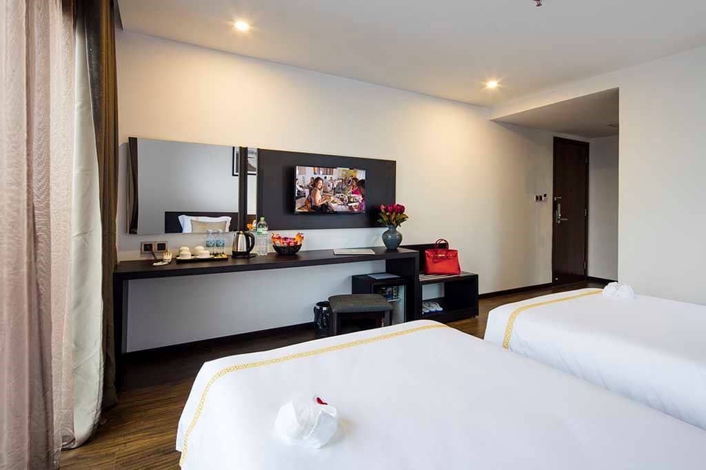 rooms-senior-with-balcony