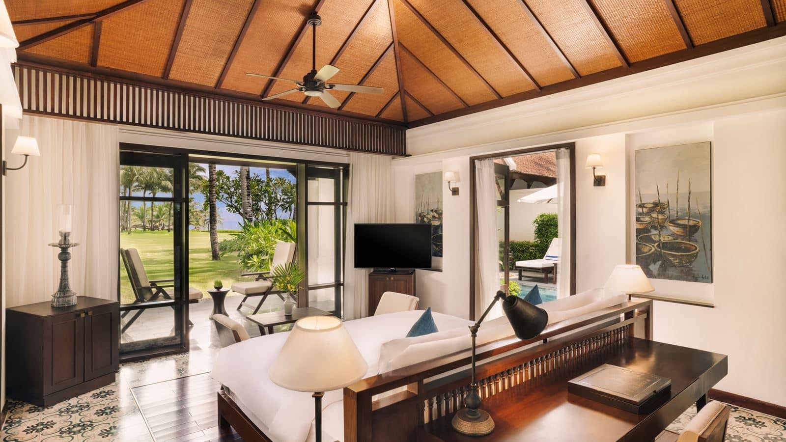 rooms-ocean-view-pool-villa