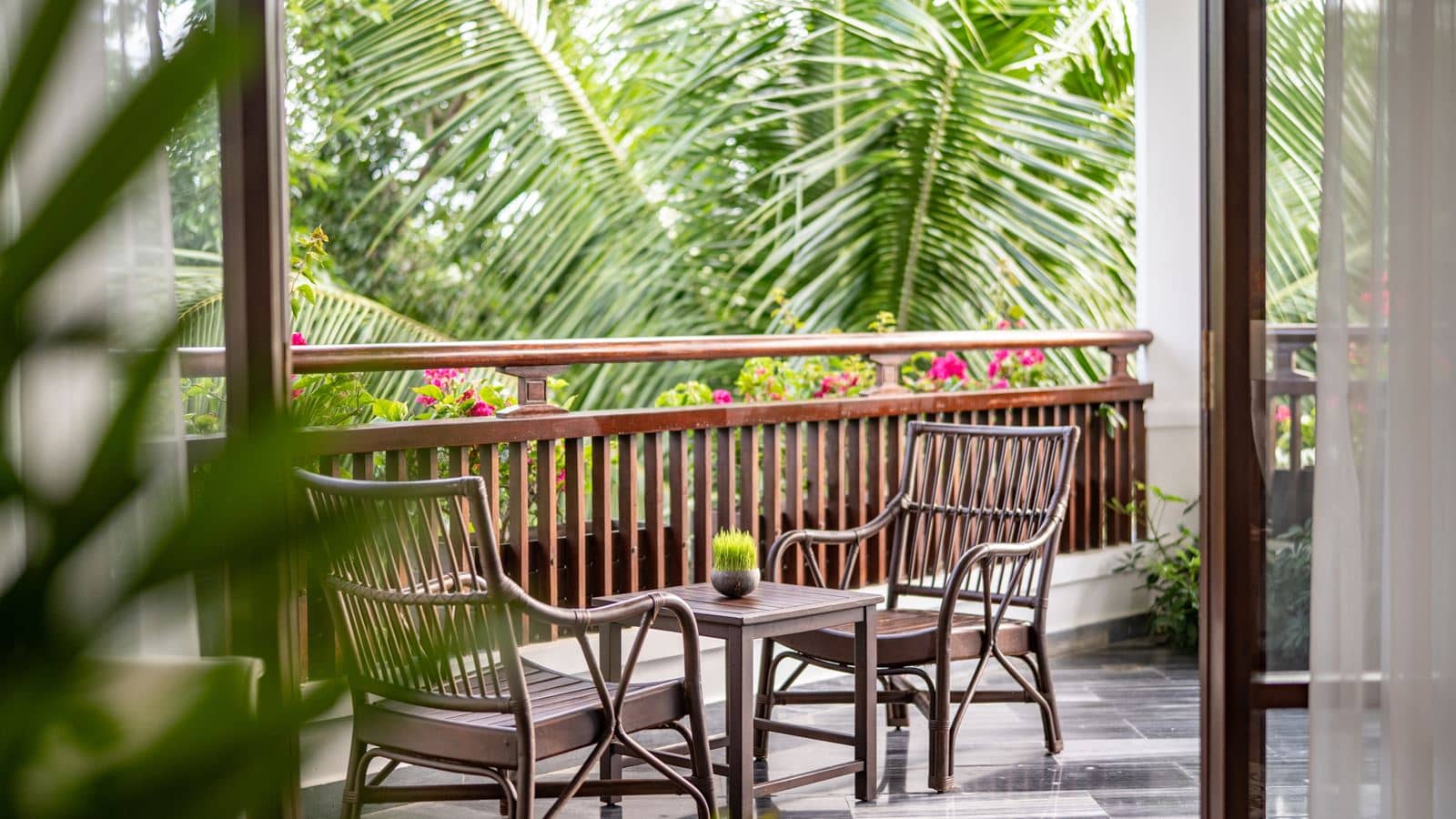 rooms-terrace-room