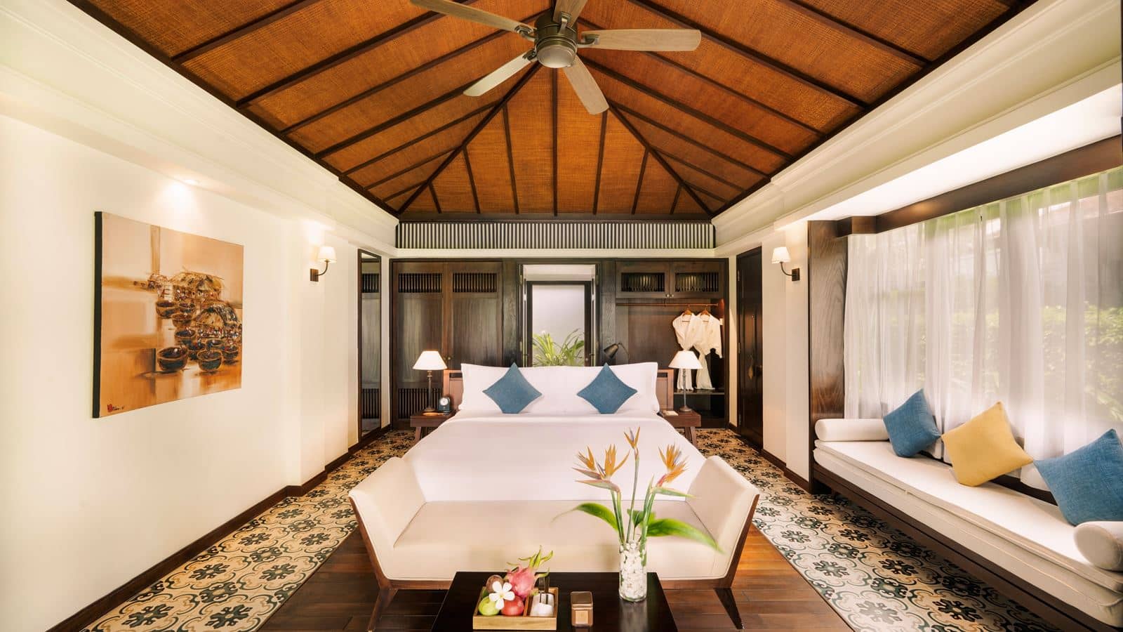 rooms-pool-view-villa-child-without-extra-bed