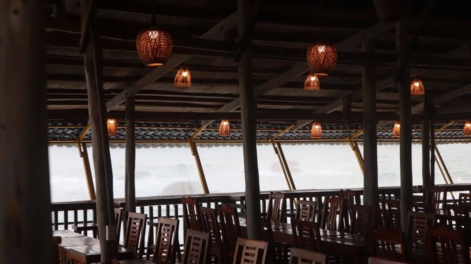 restaurants-freebeach-local-restaurant