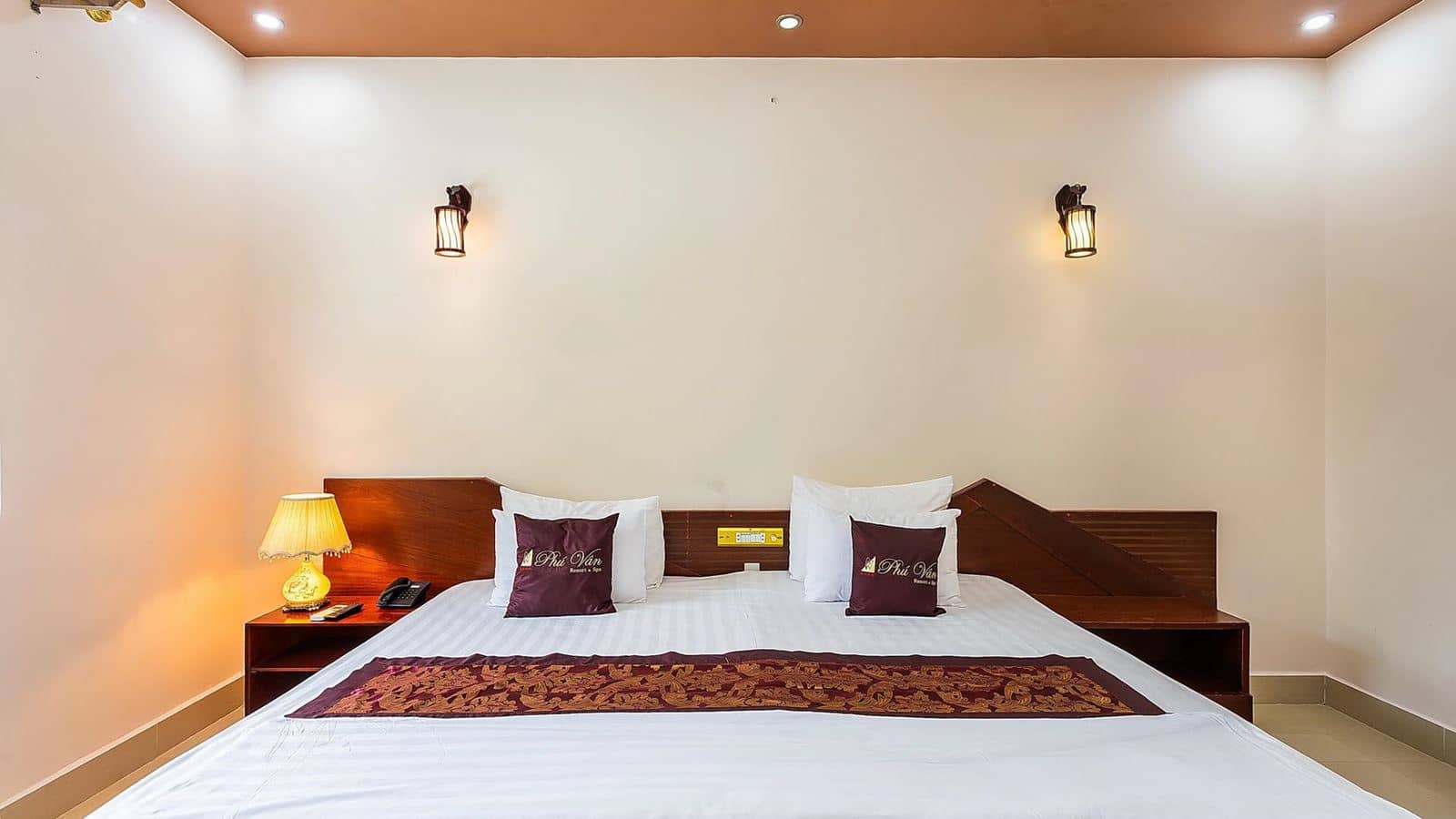 rooms-superior-room
