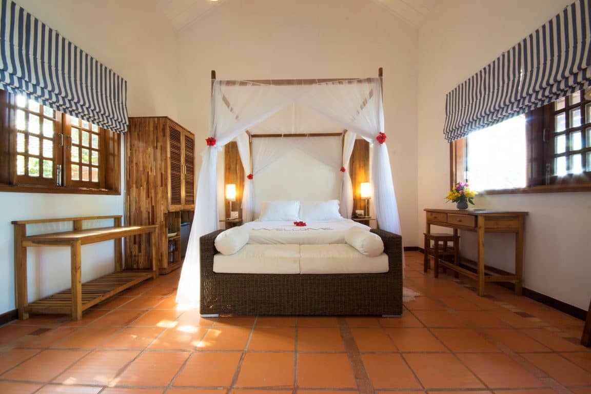 rooms-large-sea-view
