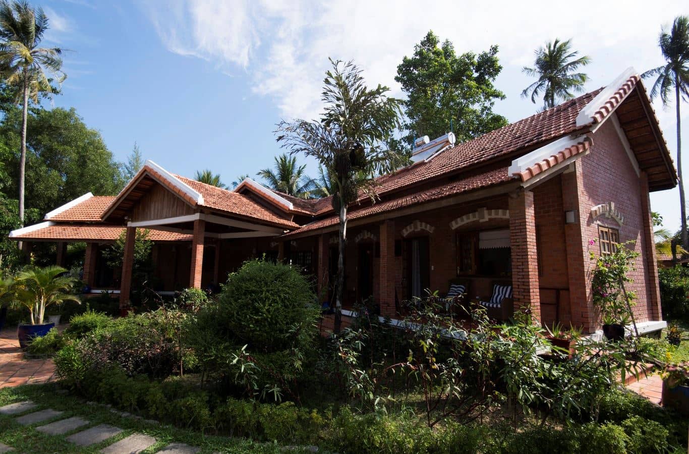 rooms-family-beach-house