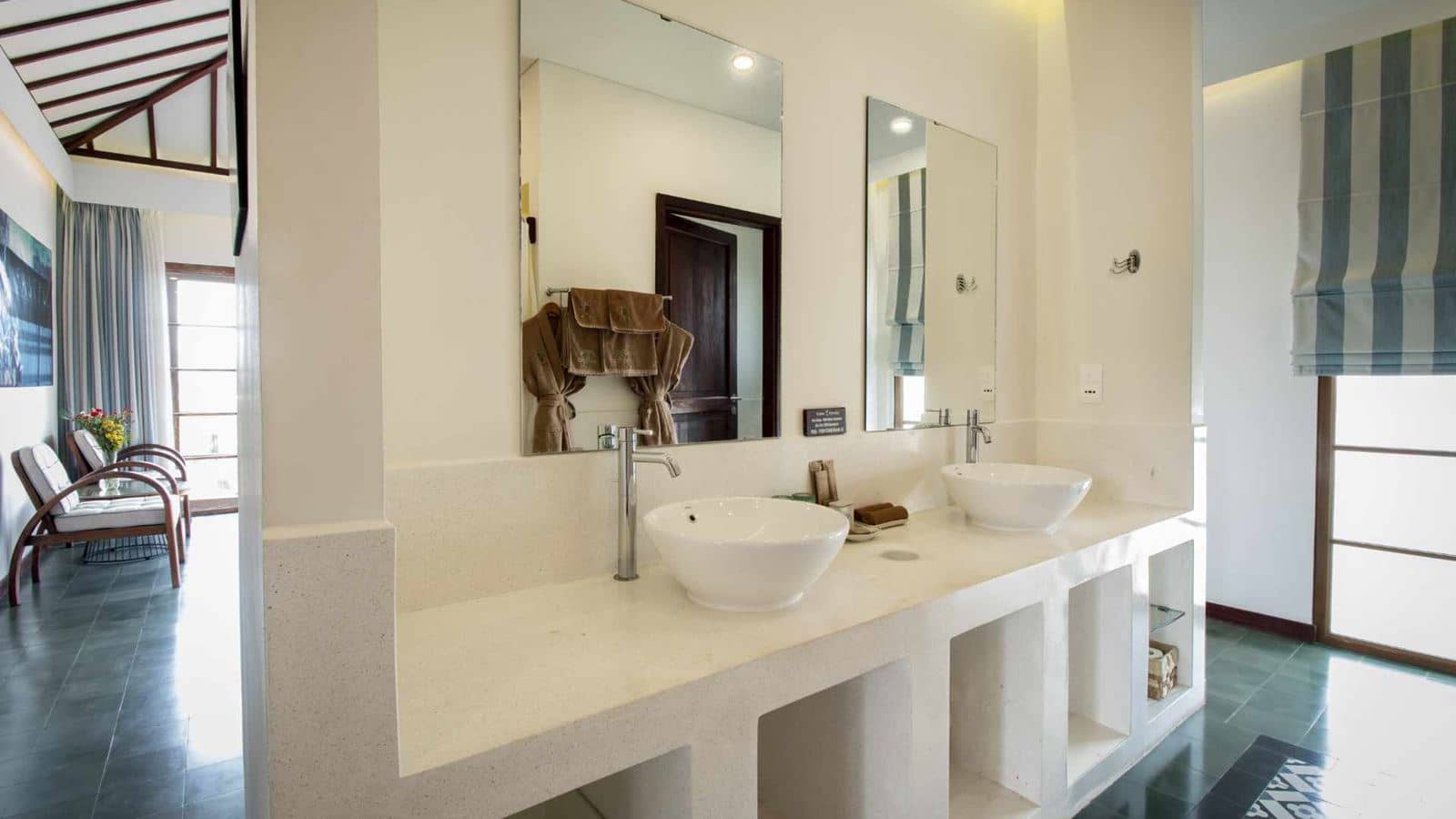 rooms-premium-seafront