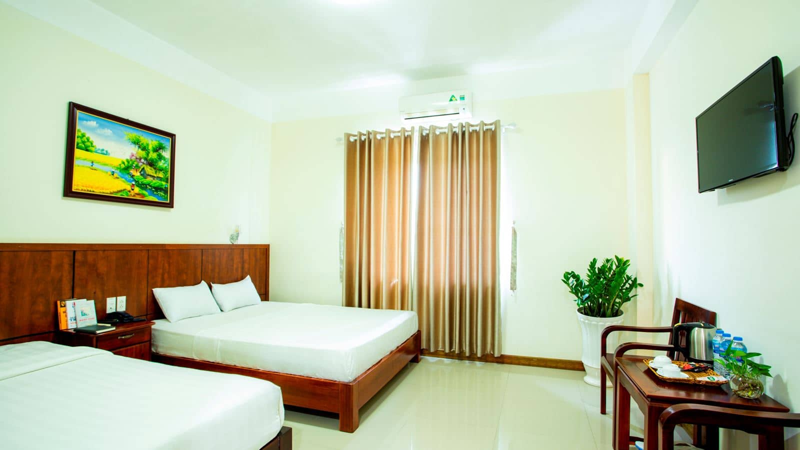 rooms-deluxe-triple-room-no-extra-bed